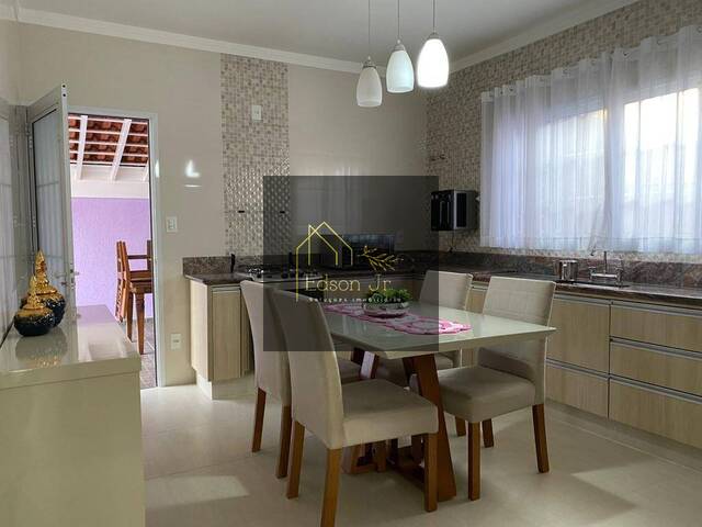Casa para Venda em Campinas - 4
