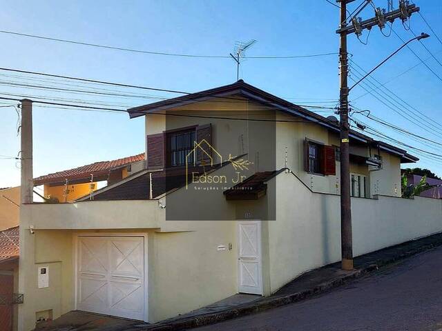 #166 - Casa para Venda em Itatiba - SP