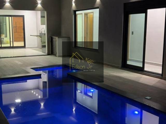 #213 - Casa para Venda em Itatiba - SP - 1