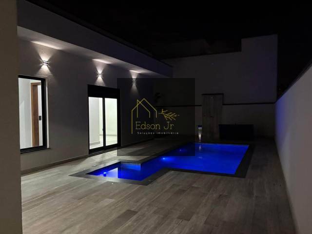 #213 - Casa para Venda em Itatiba - SP - 2